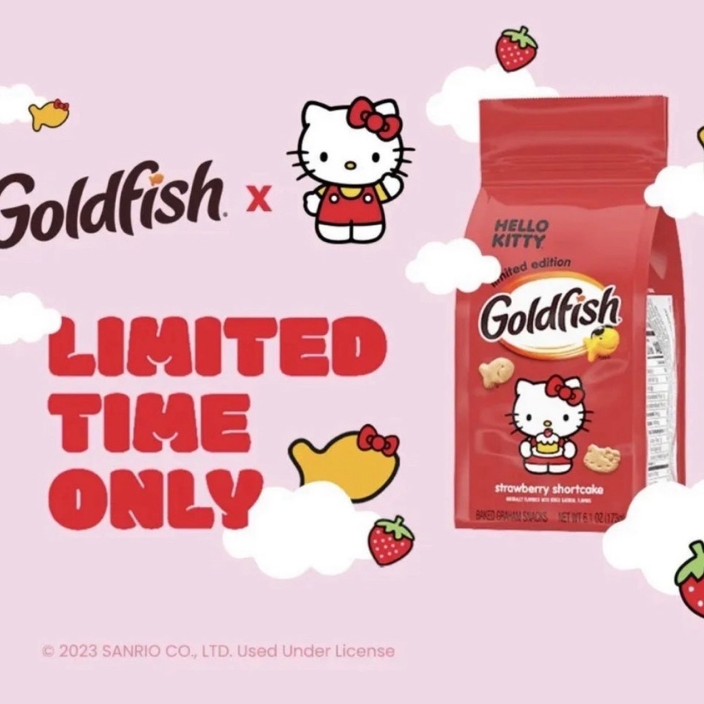 Limited Edition Goldfish® Hello Kitty® Strawberry Shortcake Flavored Grahams